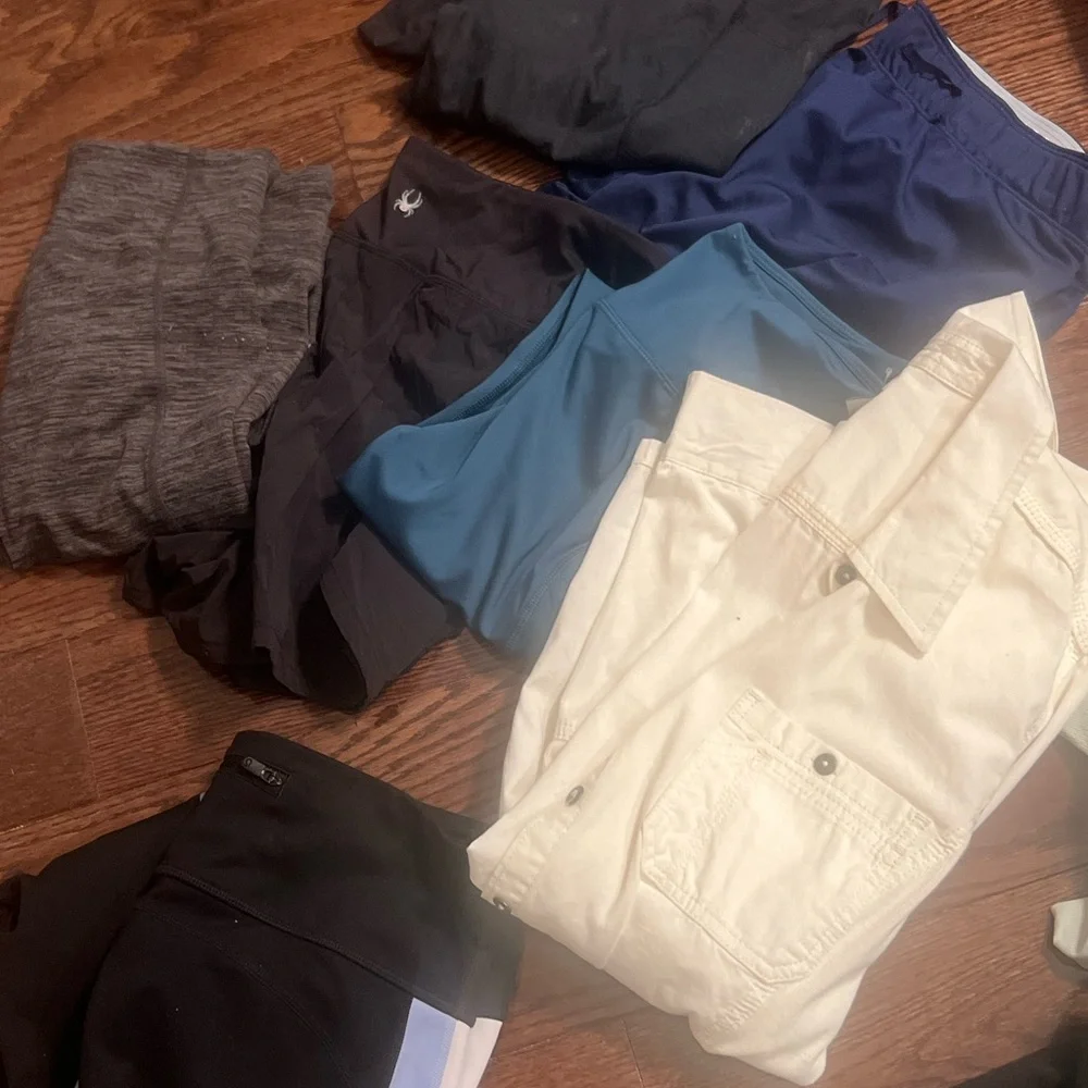 Nike Women's Black Shorts - Picture 2 of 2